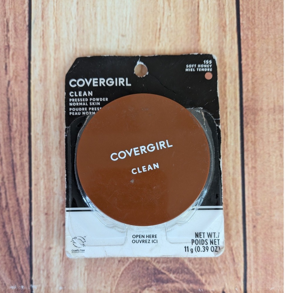 Covergirl Clean Pressed Powder Normal Skin 155 Soft Honey 0.39oz NEW